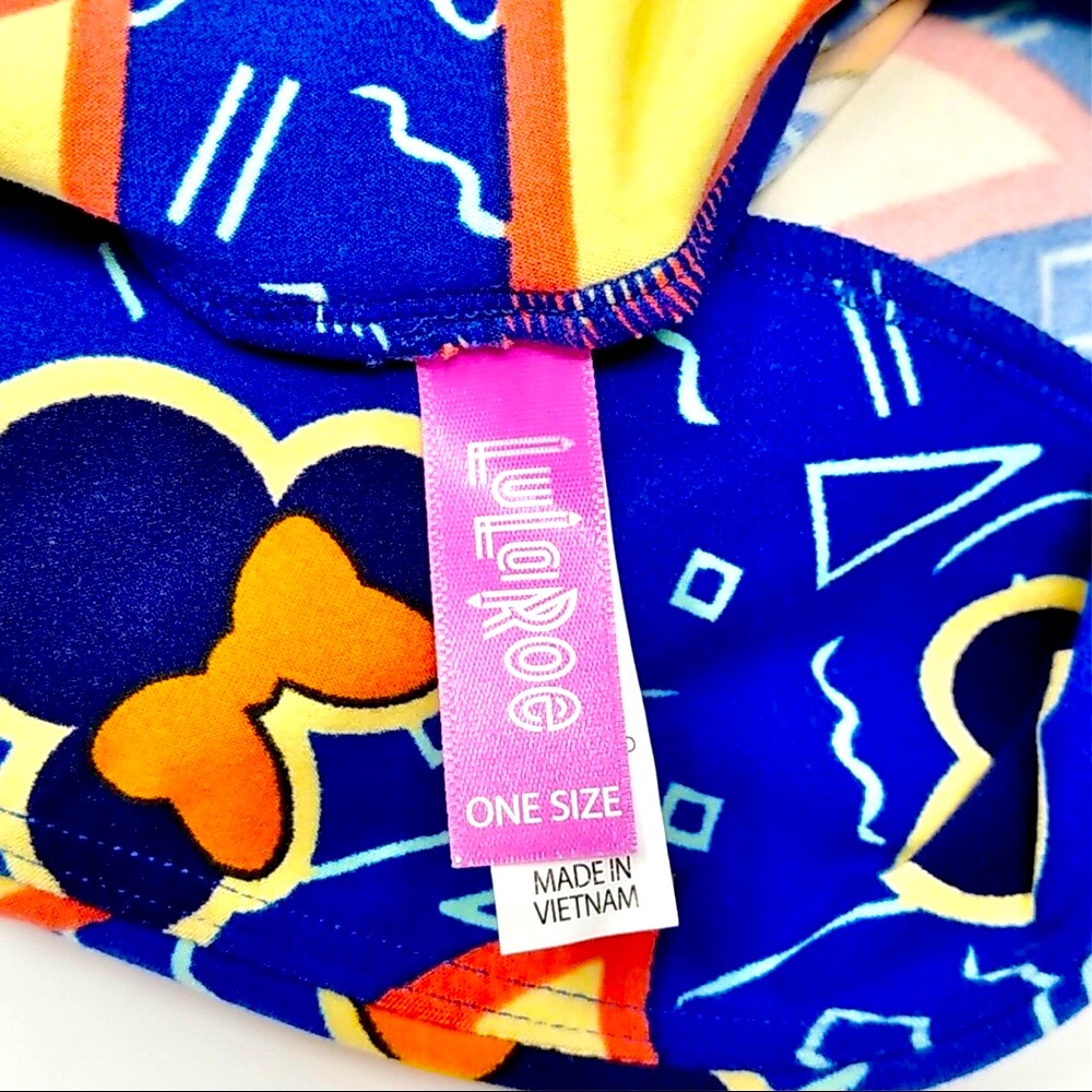 LuLaRoe Disney Minnie Mouse Leggings
One Size (2-10) - Picture 3 of 8